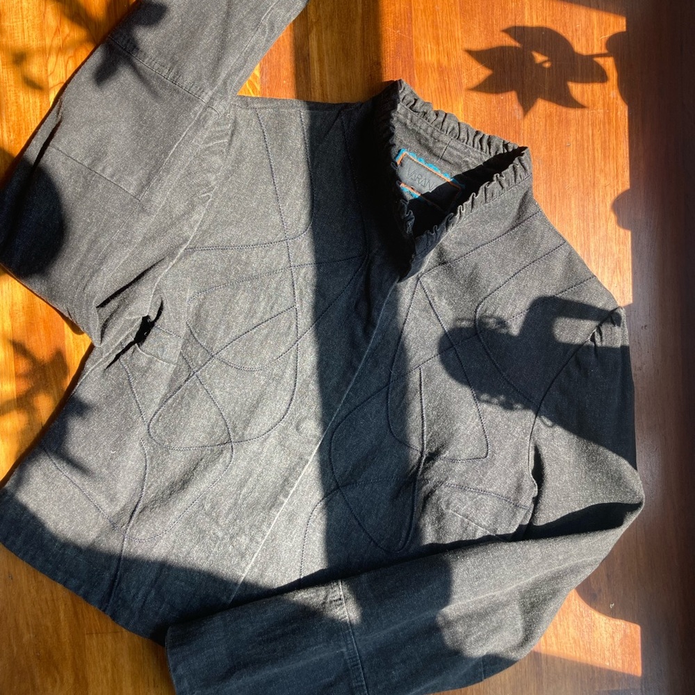 Beautiful Argentinian jacket for those stylish Fall nights